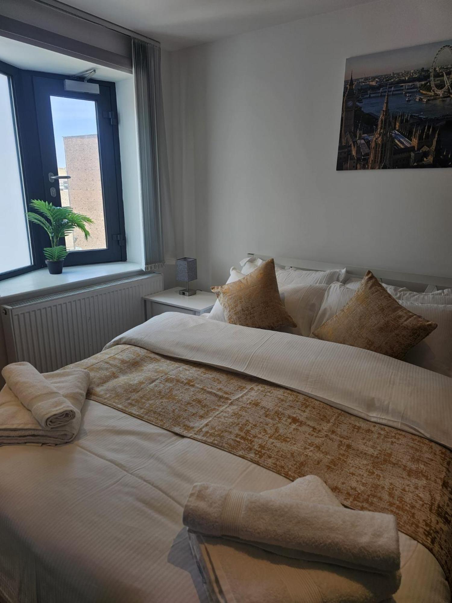 Hoxton 2 Bdr 2 Bath Balcony Appartamento Londra